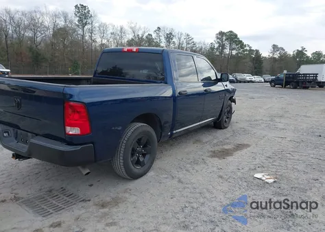 2021 Ram 1500 Classic Tradesman 4X2 5'7 Box z USA, uszkodzony, nr VIN 3C6RR6KT5MG713976